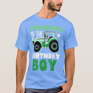 Die lustige Oma der Geburtstagsjunge Traktorfarm T-Shirt