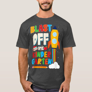 Die lustigen Kinder springen in den Kindergarten T-Shirt