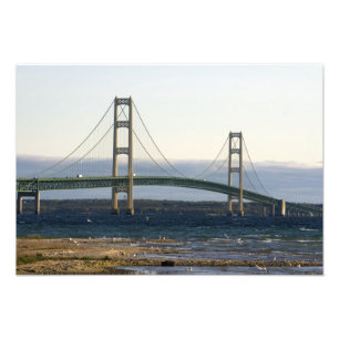 Die Mackinac Bridge überspannt die Straits of 4 Fotodruck