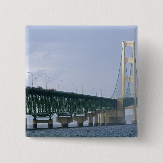 Die Mackinac-Brücke über die Straße 2 Button (Vorderseite)