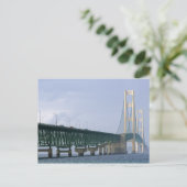 Die Mackinac-Brücke über die Straße 2 Postkarte (Stehend Vorderseite)