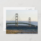 Die Mackinac Brücke, welche die Straßen von 4 Postkarte (Vorne/Hinten)
