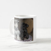 Die Mädchen, "die Sushi u. das Wasabi" FREI Kaffeetasse (Vorderseite Links)