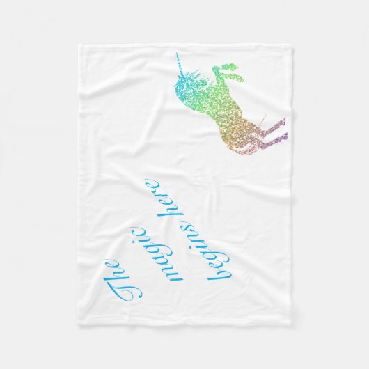 Die Magie beginnt hier Einhorn Fleecedecke (Vorderseite)