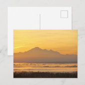 Die Magie des Gebirges am Morgen. Postkarte (Vorne/Hinten)