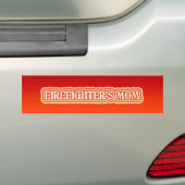 Die Mama des Feuerwehrmanns Autoaufkleber (Auf Auto)