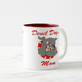 Die Mama des USMC-Teufel-Hundes Zweifarbige Tasse (VorderseiteRechts)