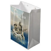 Die Meerjungstatue. Gestalted Mittlere Geschenktüte (Vorderseite Schrägansicht)