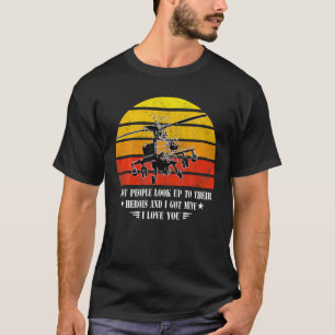 Die meisten Leute schauen ihre Helden hoch, die ic T-Shirt