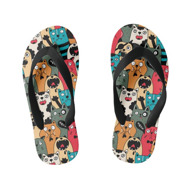 Die Menge an Katzen Kinderbadesandalen (Fußbett)