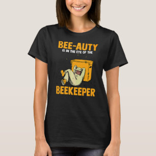 Die Mens Bee Auty liegt im Auge des Bienenhonig Ho T-Shirt