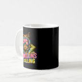 Die Meowtains rufen Katzen-Schneebrett-Ski-Kinder Kaffeetasse (Vorderseite Links)