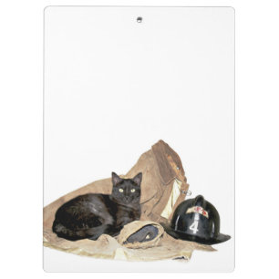 Die Miezekatze des Feuerwehrmannes Klemmbrett