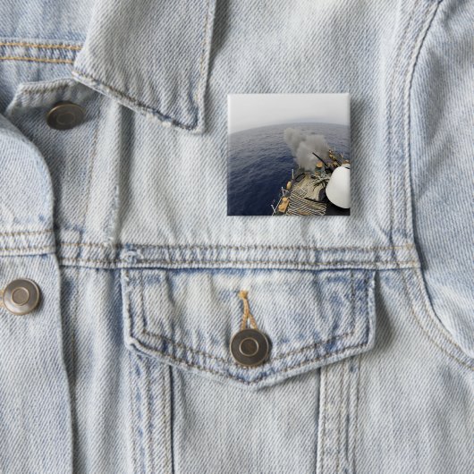 Die MK-75 76 mm Kanone Button (Beispiel)