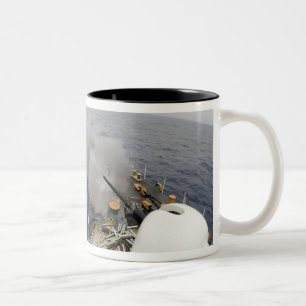 Die MK-75 76 mm Kanone Zweifarbige Tasse