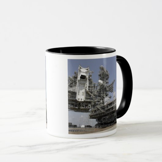 Die mobile Startplattform wird verschoben Tasse (VorderseiteRechts)