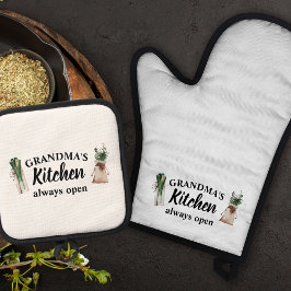 Die moderne Küche von Oma ist immer ein bestes Ges Ofenhandschuh & Topflappen-Set