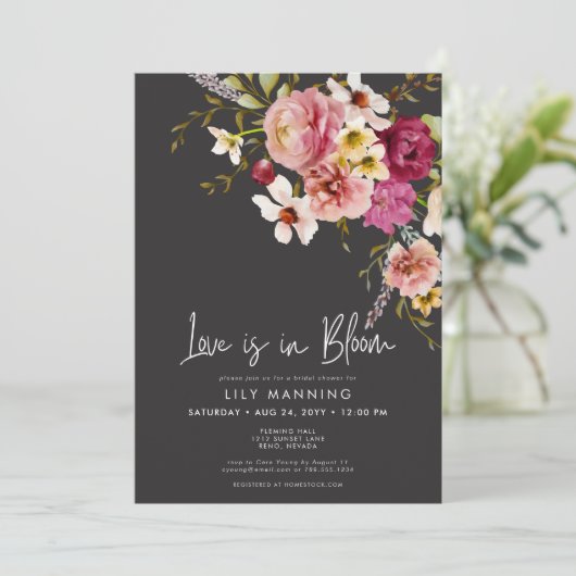 Die moderne Liebe ist im blutschwarzen Brautparty Einladung (Stehend Vorderseite)