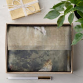 Die modische Schönheit, die sich selbst im Spiegel Seidenpapier (Geschenk)