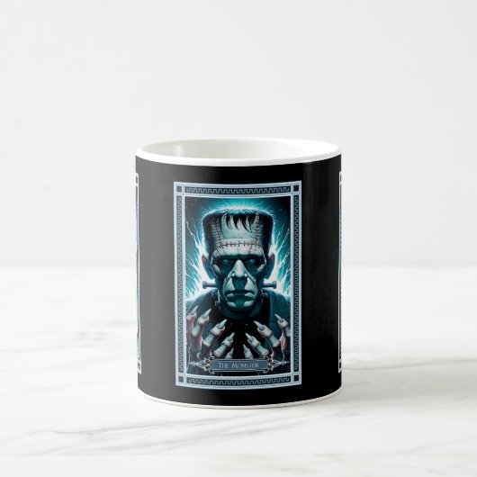 Die Monster-Tarot-Karte Frankensteins Kaffeetasse (Mittel)