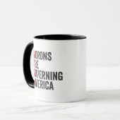 Die Morone regieren Amerika am 4. Juli Tasse (Vorderseite Links)