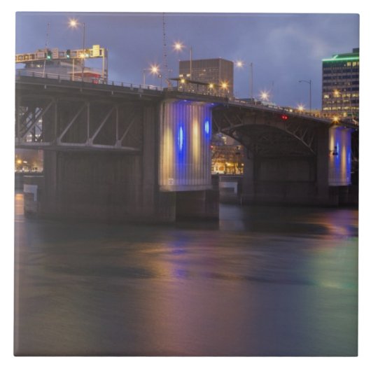 Die Morrison-Brücke über den Fluss Willamette Fliese (Vorderseite)