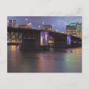 Die Morrison-Brücke über den Willamette-Fluss Postkarte