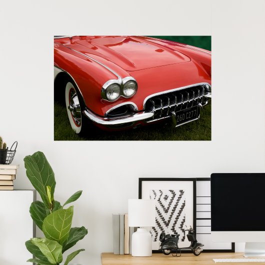 die Motorhaube eines klassischen Sportwagens Poster (Heimbüro)