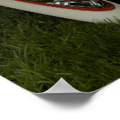 die Motorhaube eines klassischen Sportwagens Poster (Ecke)