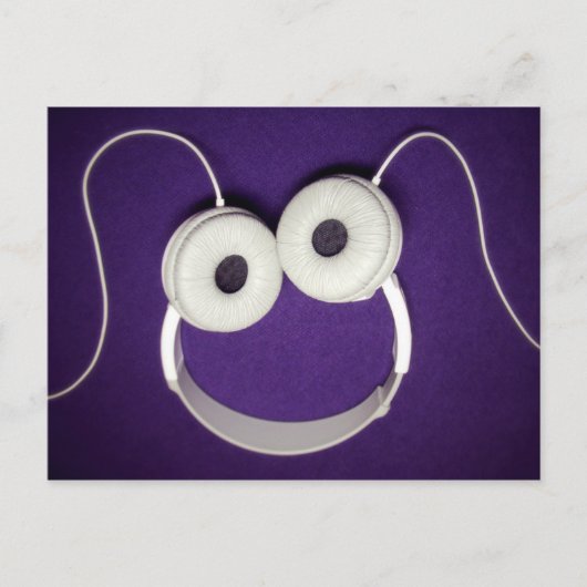 Die Musik mit glücklichen Kopfhörern ins Gesicht s Postkarte (Vorderseite)