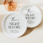 Die Nacht vor der kleinen Hochzeit Probe Dinner Pappteller<br><div class="desc">Das sind die Night Before Minimal Wedding Probe Dinner Paper Teller!</div>