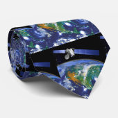 DIE NASA-RAUMSTATION KRAWATTE (Gerollt)