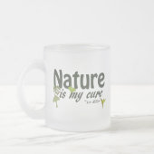 Die Natur ist meine Mattierte Tasse aus Glas (Links)