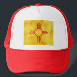 Die neue mexikanische Staatsflagge - Aquarellfarbe Truckerkappe<br><div class="desc">Karo diesen phantastischen Hut mit einer Aquarell New Mexico State Flag heraus! Karo in meinem Shop für weitere Designs! Oder wenn du etwas Angewohntes lasse, dann weiß ich es. Passen Sie es mit Ihrem eigenen Text an! Wenn du es kaufst, danke! Stellen Sie sicher, dass Sie ein Bild auf Instagram...</div>