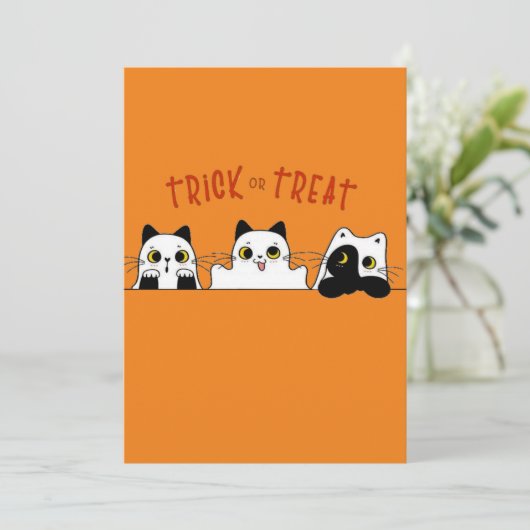 die niedlichen Halloween-Kätzchen Dankeskarte (Stehend Vorderseite)