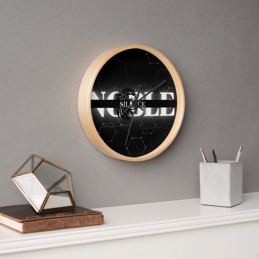 die noble, dunkle Uhr (Büro)