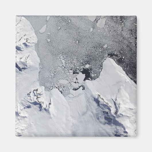 Die Nordspitze der Insel Alexander Magnet (Vorne)