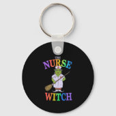 Die Nurse Hexe hat eine unheimlich schöne Hallowee Schlüsselanhänger (Rückseite)