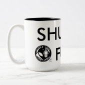 Die offizielle Grundnull SHUDDA FUH SCHALE! Zweifarbige Tasse (Links)