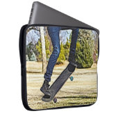 Die Ollie Painterly Laptopschutzhülle (Vorne Rechts)