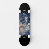 Die östliche Hemisphäre auf der Erde. Skateboard (Vorderseite)
