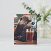 Die Otter trinken eine Limonade im Café Postkarte (Stehend Vorderseite)