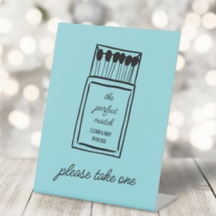 Die perfekte Match Doodle Matchbook-Gastgeschenk H Sockelschild