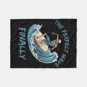 Die perfekte Welle endlich lustiger Skelett-Surfer Fleecedecke (Vorderseite (Horizontal))