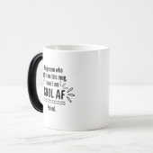 Die Person, die mir diese Tasse gegeben hat, denkt (Vorderseite Links)