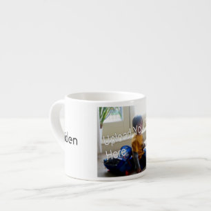 Die personalisierte Tasse des Kindes