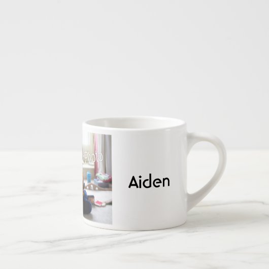 Die personalisierte Tasse des Kindes (Rechts)