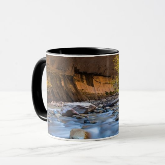 Die Pfeile der Jungfrau im Herbst Tasse (Vorderseite Links)