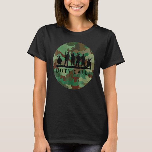 Die Pflicht ruft Coole Camouflage Soldier Figurine T-Shirt (Vorderseite)