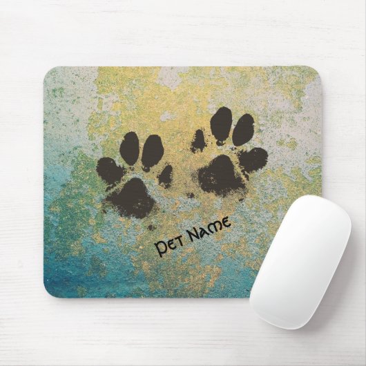 Die Pfotendrucke Ihres Hauses auf lackiertem Beton Mousepad (Mit Mouse)